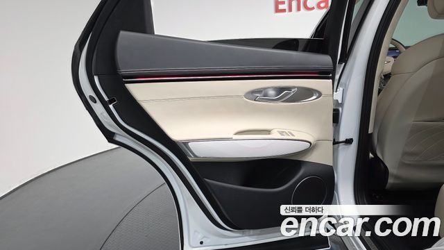 Genesis GV70 2.5T Gasoline 2WD 2026 — фото 25