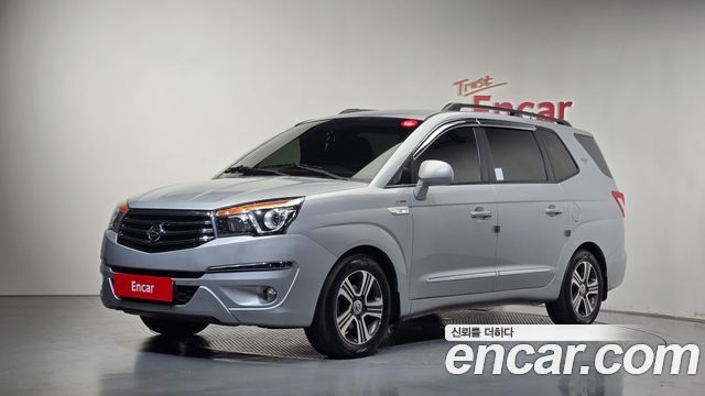 KG Mobility (SsangYong) Korando Turismo 4WD GT 9-seater 2015 — фото 1
