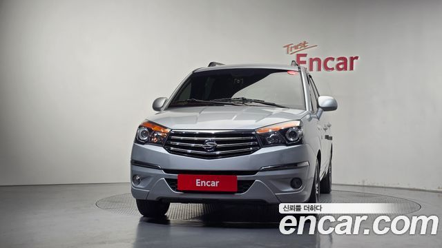 KG Mobility (SsangYong) Korando Turismo 4WD GT 9-seater 2015 — фото 3