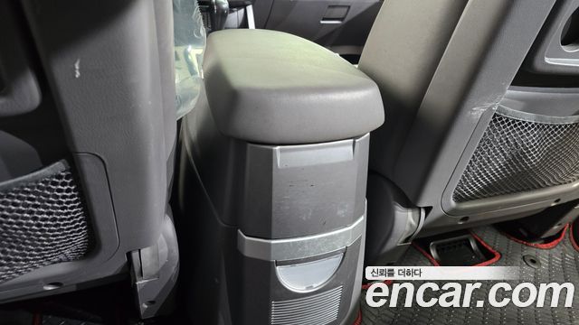 KG Mobility (SsangYong) Korando Turismo 4WD GT 9-seater 2015 — фото 19