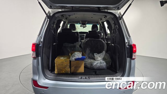 KG Mobility (SsangYong) Korando Turismo 4WD GT 9-seater 2015 — фото 20