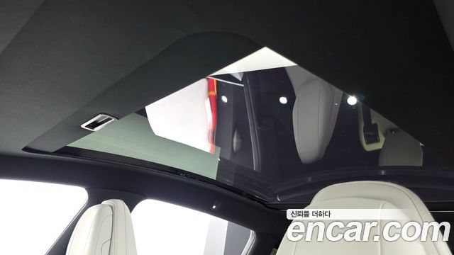 Tesla Model Y L Long Range AWD 2026 — фото 40