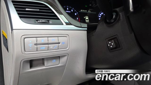 Genesis G80 3.3 GDI AWD Prestige 2019 — фото 17