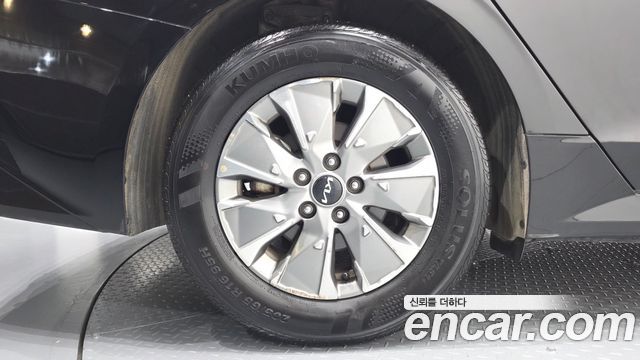 Kia K5 Hybrid (III) Trendy 2023 — фото 5