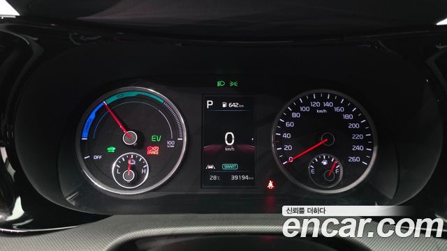 Kia K5 Hybrid (III) Trendy 2023 — фото 8