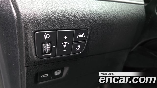 Kia K5 Hybrid (III) Trendy 2023 — фото 14