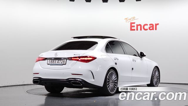 Mercedes-Benz C-Class (W206) C300 4MATIC AMG Line 2024 — фото 2