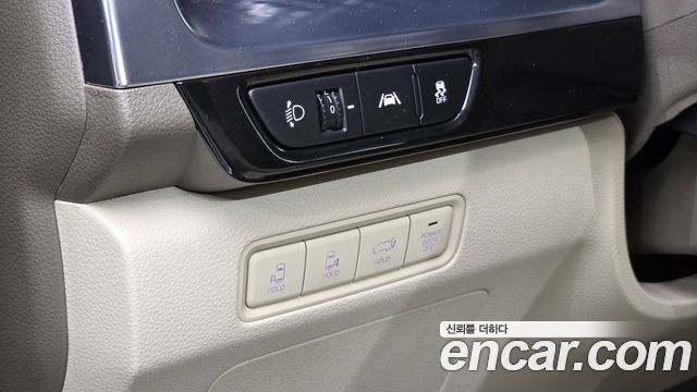 Kia Carnival (IV) Gasoline 7-Seater Hi-Limousine Signature 2023 — фото 15