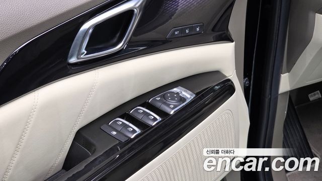 Kia Carnival (IV) Gasoline 7-Seater Hi-Limousine Signature 2023 — фото 16