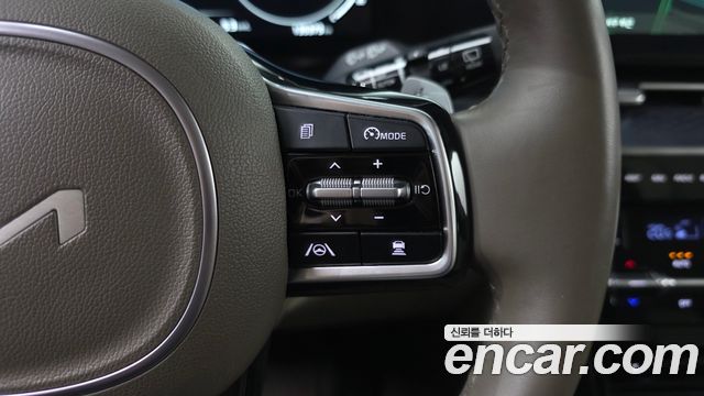 Kia Carnival (IV) Gasoline 7-Seater Hi-Limousine Signature 2023 — фото 17