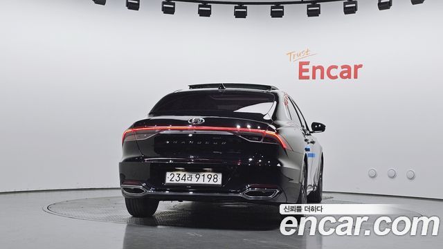Hyundai Grandeur (IG) 3.0 LPi Rent Car Modern 2022 — фото 4