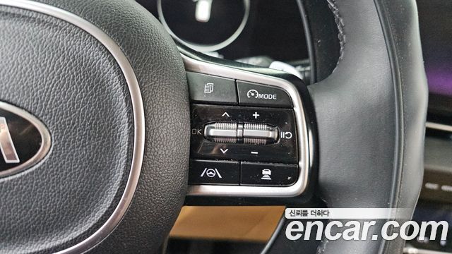 Kia Carnival (IV) Diesel 7-Seater Signature 2021 — фото 30