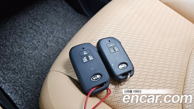 Kia Carnival (IV) Diesel 7-Seater Signature 2021 — фото 32