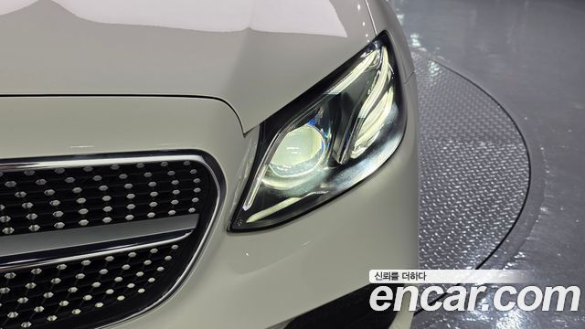 Mercedes-Benz E-Class (W213) E220d Coupe 2018 — фото 22