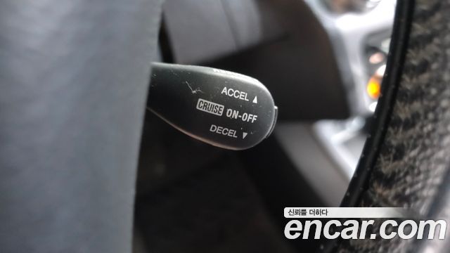KG Mobility (SsangYong) Korando C 2.0 CVT 2WD Deluxe 2014 — фото 13