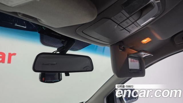 KG Mobility (SsangYong) Korando C 2.0 CVT 2WD Deluxe 2014 — фото 15