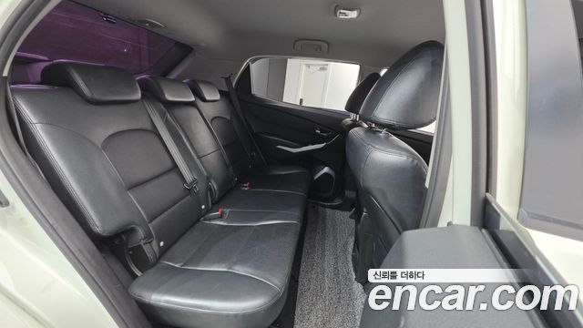 KG Mobility (SsangYong) Korando C 2.0 CVT 2WD Deluxe 2014 — фото 18