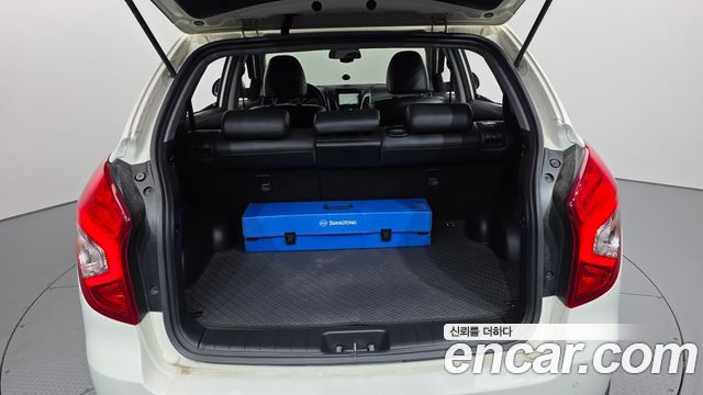 KG Mobility (SsangYong) Korando C 2.0 CVT 2WD Deluxe 2014 — фото 20