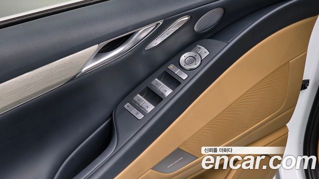 Genesis G80 (RG3) Gasoline 2.5 Turbo AWD 2026 — фото 16