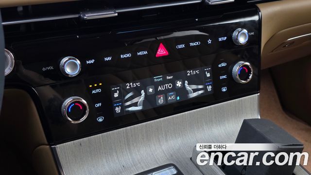 Genesis G80 (RG3) Gasoline 2.5 Turbo AWD 2026 — фото 19