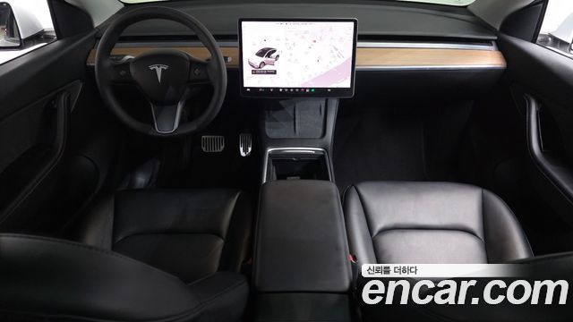 Tesla Model Y Long Range AWD 2022 — фото 7