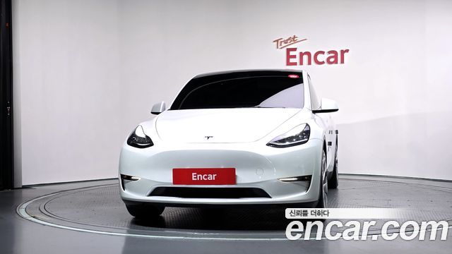 Tesla Model Y Long Range AWD 2021 — фото 3