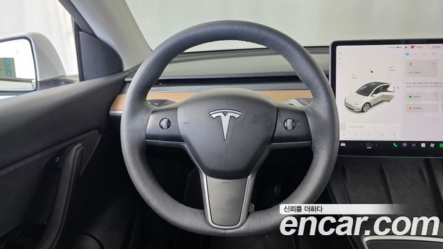 Tesla Model Y Long Range AWD 2021 — фото 13