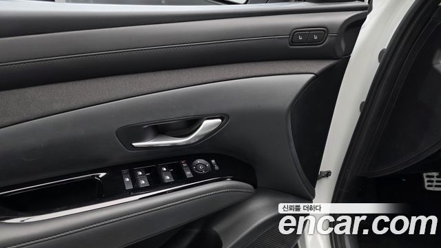 Hyundai Tucson Hybrid (NX4) HEV 1.6 2WD Inspiration 2025 — фото 31