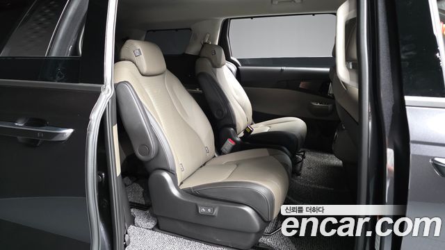 Kia Carnival (IV) Gasoline 9-Seater Signature 2026 — фото 12