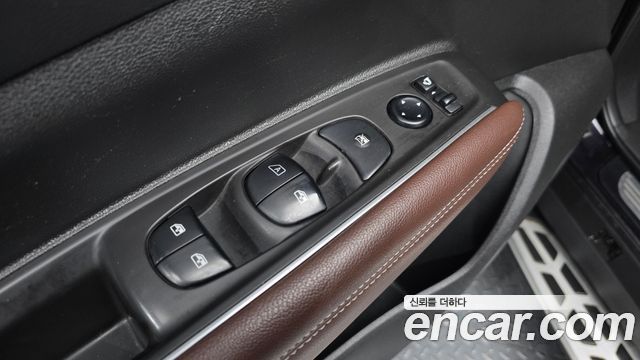 Renault Korea QM6 Gasoline 2WD RE Signature 2019 — фото 28