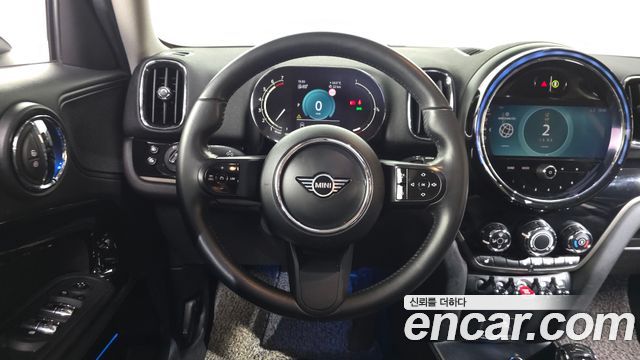 MINI Cooper Countryman Classic 2nd 2022 — фото 13