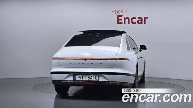 Hyundai Grandeur Hybrid (GN7) Calligraphy 2023 — фото 4