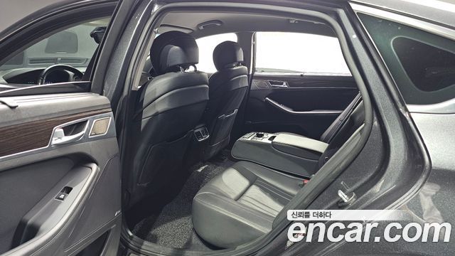 Genesis G80 3.3 GDI AWD Premium Luxury 2018 — фото 11