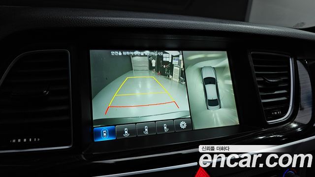 Genesis G80 3.3 GDI AWD Premium Luxury 2018 — фото 14