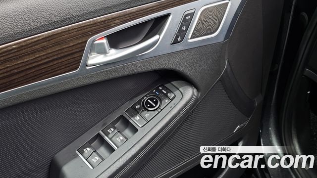 Genesis G80 3.3 GDI AWD Premium Luxury 2018 — фото 17