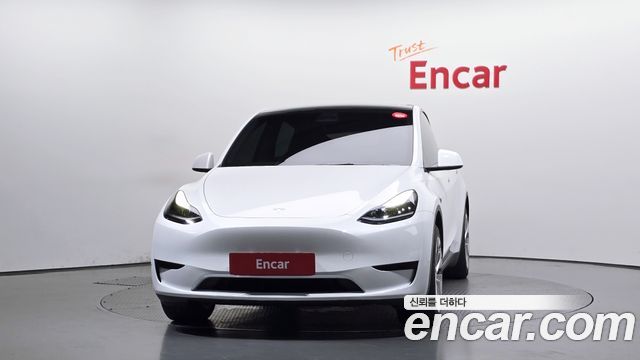 Tesla Model Y RWD 2024 — фото 3