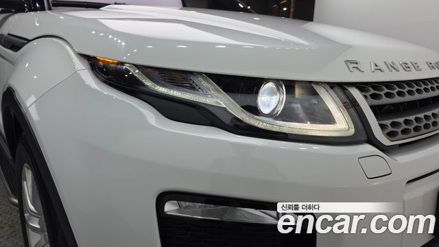 Land Rover Range Rover Evoque 2.0 TD4 SE 2018 — фото 22