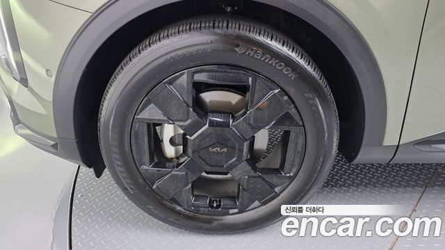 Kia Sportage (V) Gasoline 1.6 Turbo 2WD Signature X Line 2025 — фото 5
