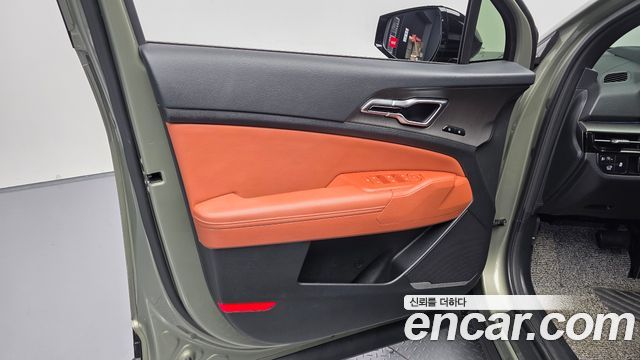 Kia Sportage (V) Gasoline 1.6 Turbo 2WD Signature X Line 2025 — фото 24