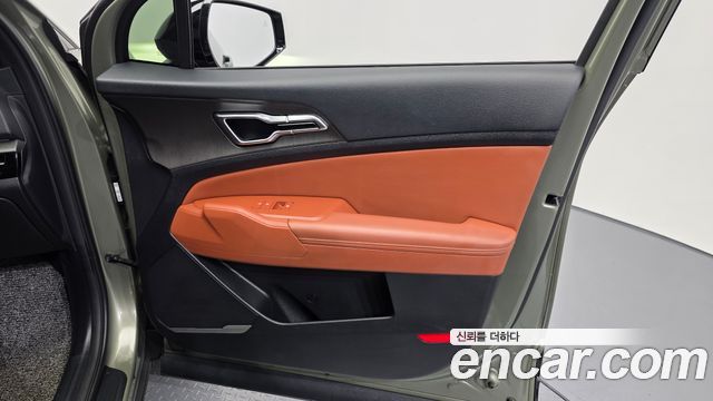 Kia Sportage (V) Gasoline 1.6 Turbo 2WD Signature X Line 2025 — фото 25