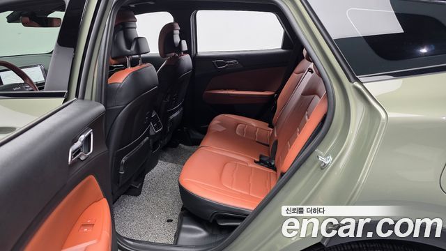 Kia Sportage (V) Gasoline 1.6 Turbo 2WD Signature X Line 2025 — фото 26