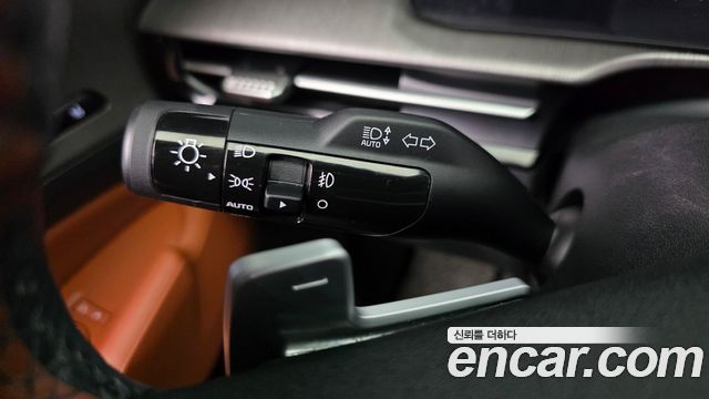 Kia Sportage (V) Gasoline 1.6 Turbo 2WD Signature X Line 2025 — фото 35