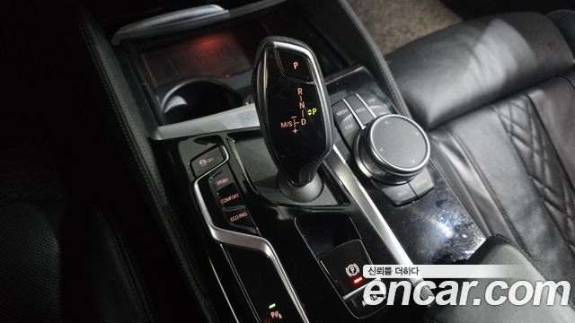 BMW 5 Series (G30) 530i xDrive M Sport Package 2023 — фото 9