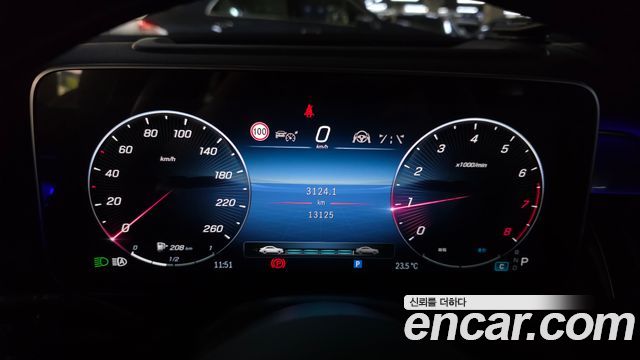 Mercedes-Benz GLC-Class (X254) GLC300 4MATIC AMG Line 2024 — фото 8