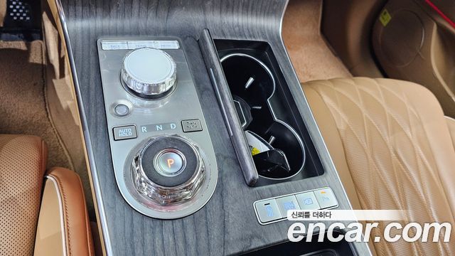 Genesis G80 (RG3) Gasoline 2.5 Turbo 2WD 2025 — фото 9