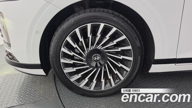 Hyundai Grandeur Hybrid (GN7) Calligraphy 2023 — фото 5