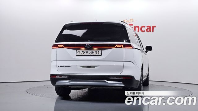Kia Carnival (IV) Gasoline 9-Seater Signature 2021 — фото 4