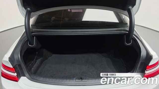 Genesis G80 (RG3) Gasoline 2.5 Turbo AWD 2025 — фото 15