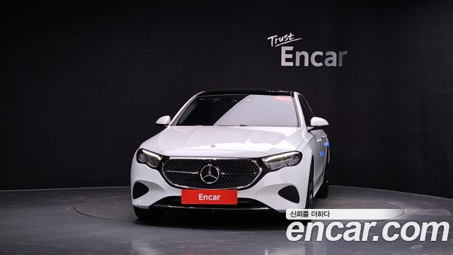 Mercedes-Benz E-Class (W214) E200 Avantgarde 2025 — фото 3