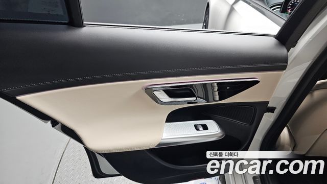 Mercedes-Benz E-Class (W214) E200 Avantgarde 2025 — фото 25